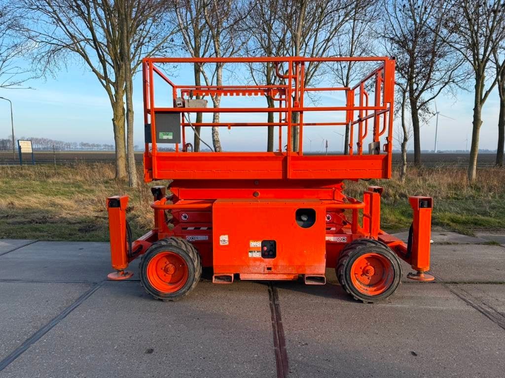 Skyjack SJ 6832 RT schaar hoogwerker 12 meter (bj 2017)