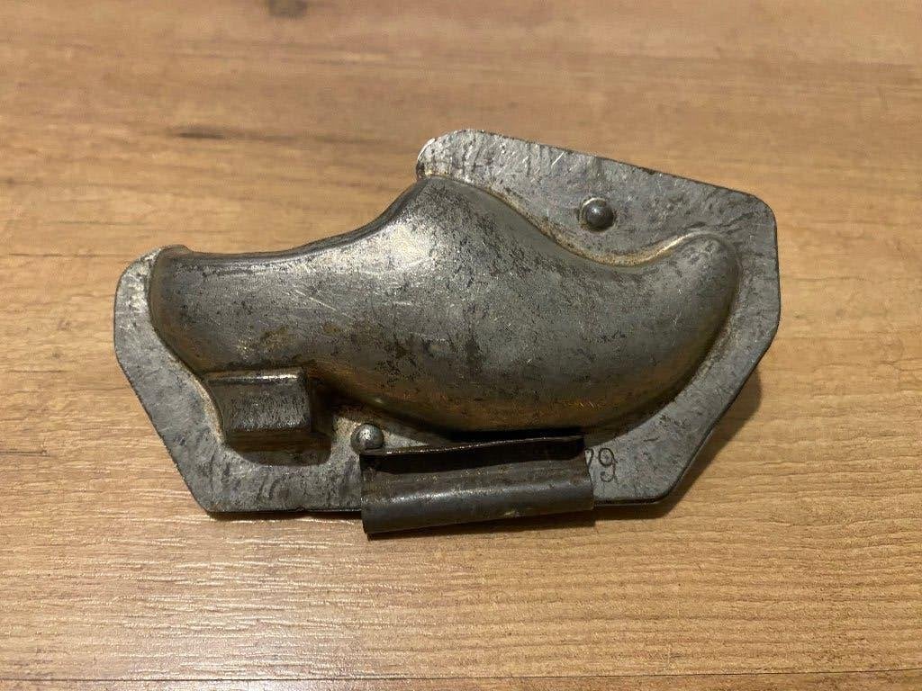 Oude Chocoladevorm of mal in de vorm van een schoen, Ophalen of Verzenden