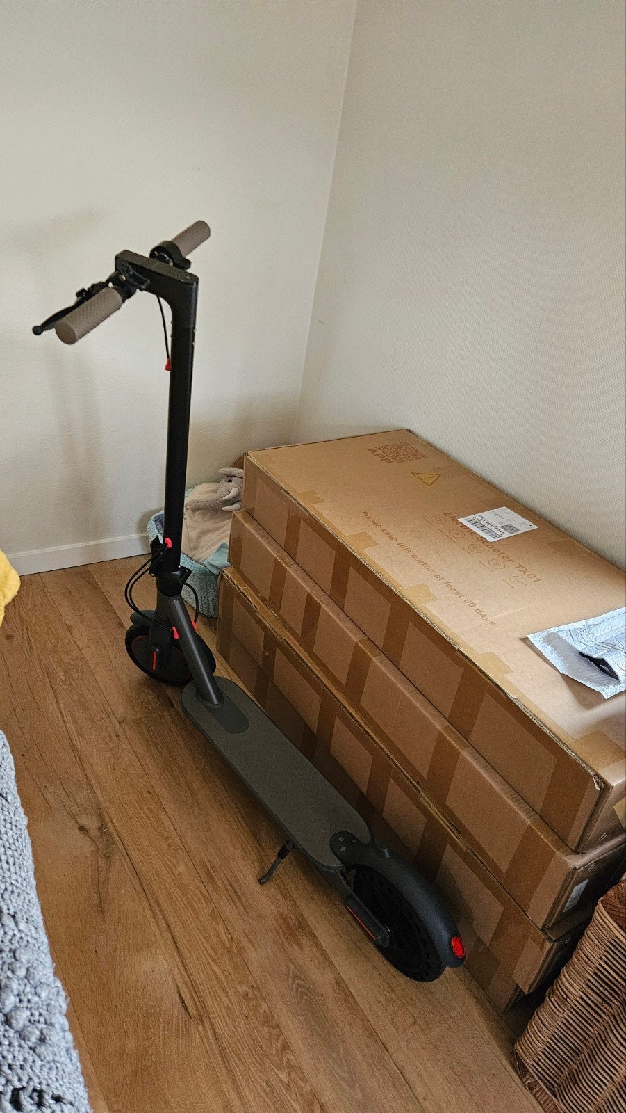Elektrische step! Nieuw in de doos of rijklaar, Fietsen en Brommers, Ophalen, Nieuw, Elektrische step (E-scooter)
