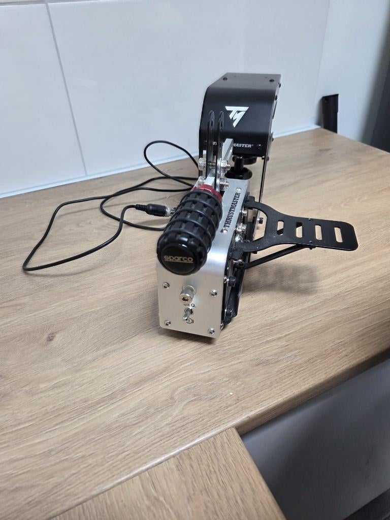 Thrustmaster TH8A shifter + handrem sim racing setup, Ophalen of Verzenden, Nieuw, Playseat of Racestoel
