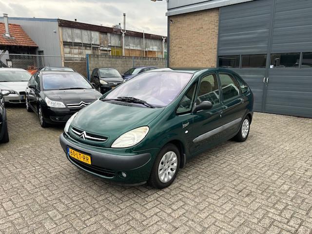 Citroen Xsara Picasso 1.8i-16V//Apk 07-2027 14 maanden!, Beige, 4 cilinders, 1749 cc, 116 pk
