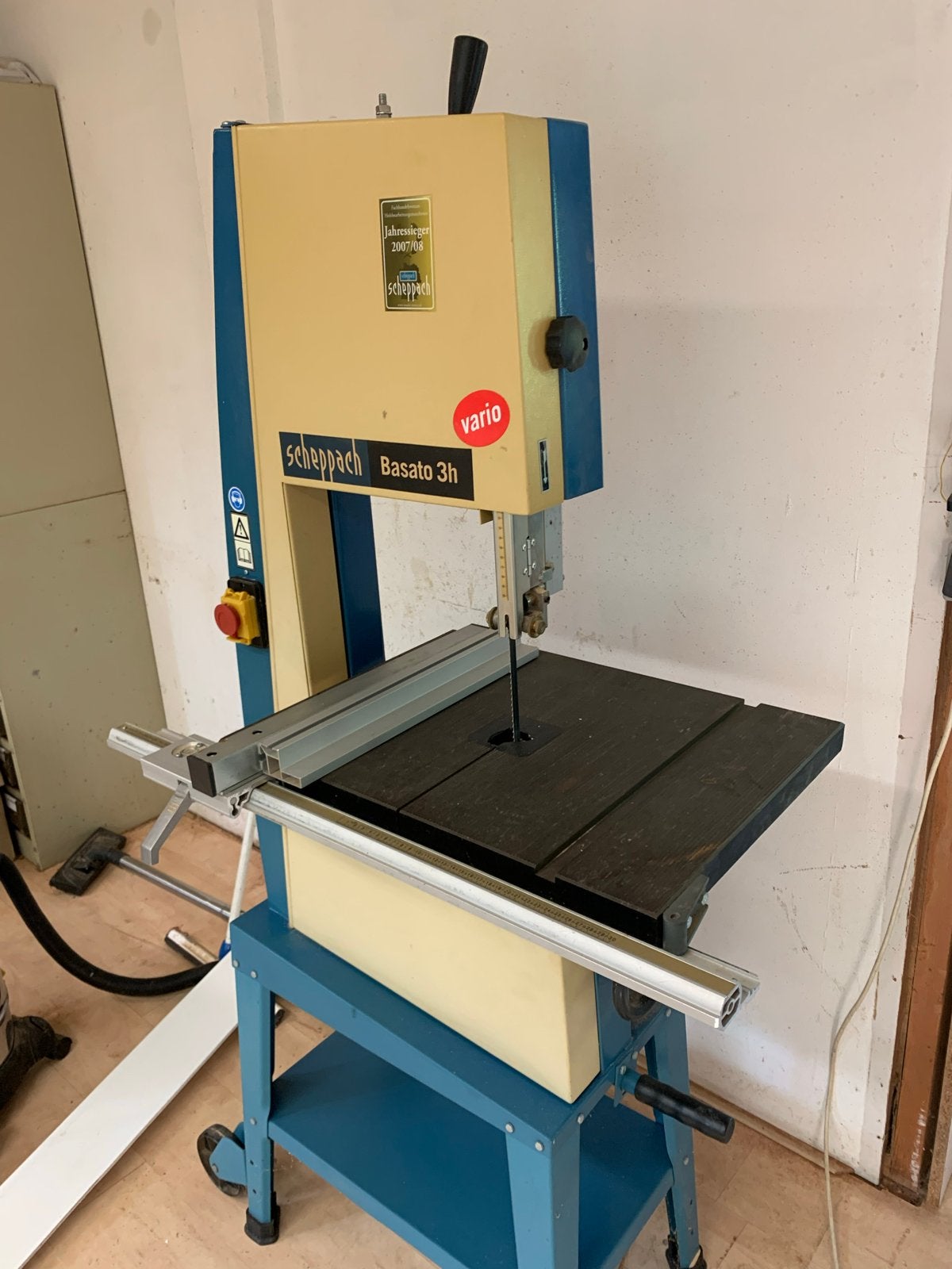 Scheppach Basato 3h lintzaagmachine, Ophalen