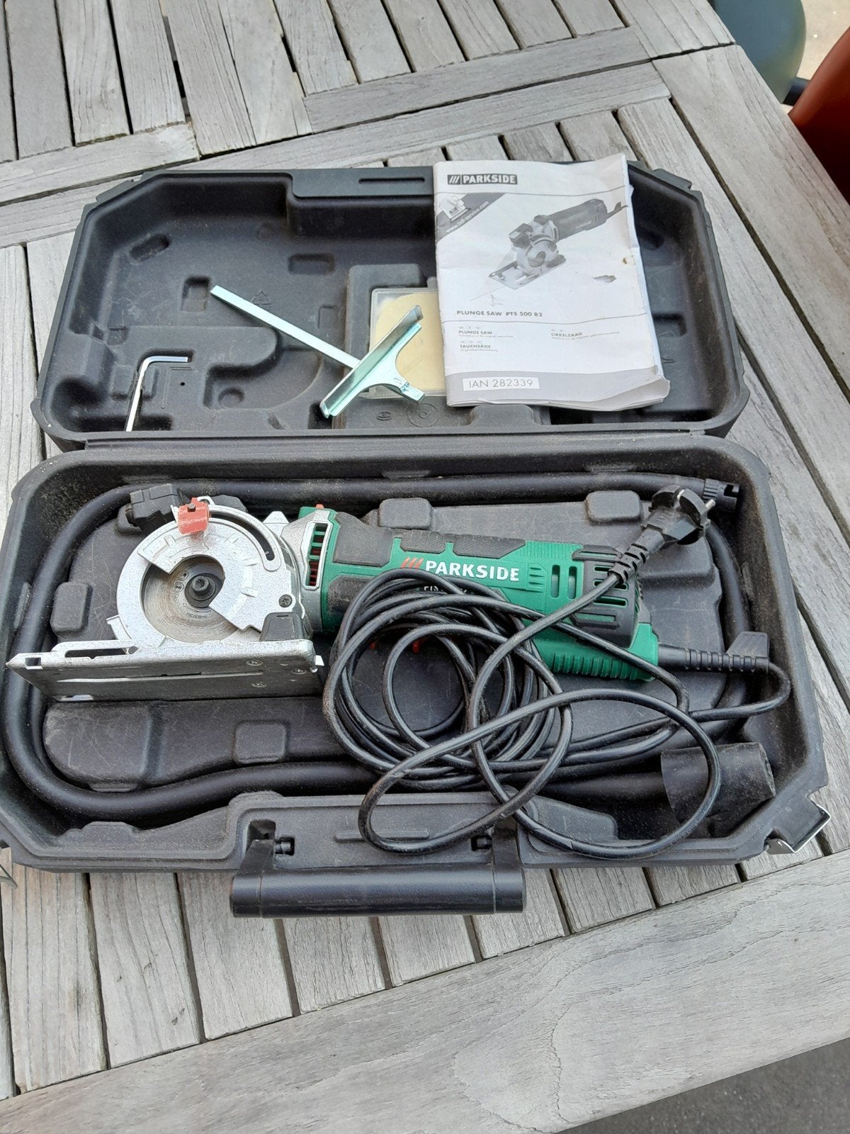Parkside Cirkelzaag met Laser, Stofafzuigingn, Doe-het-zelf en Verbouw, Gebruikt, Cirkelzaag, 600 tot 1200 watt, Ophalen of Verzenden