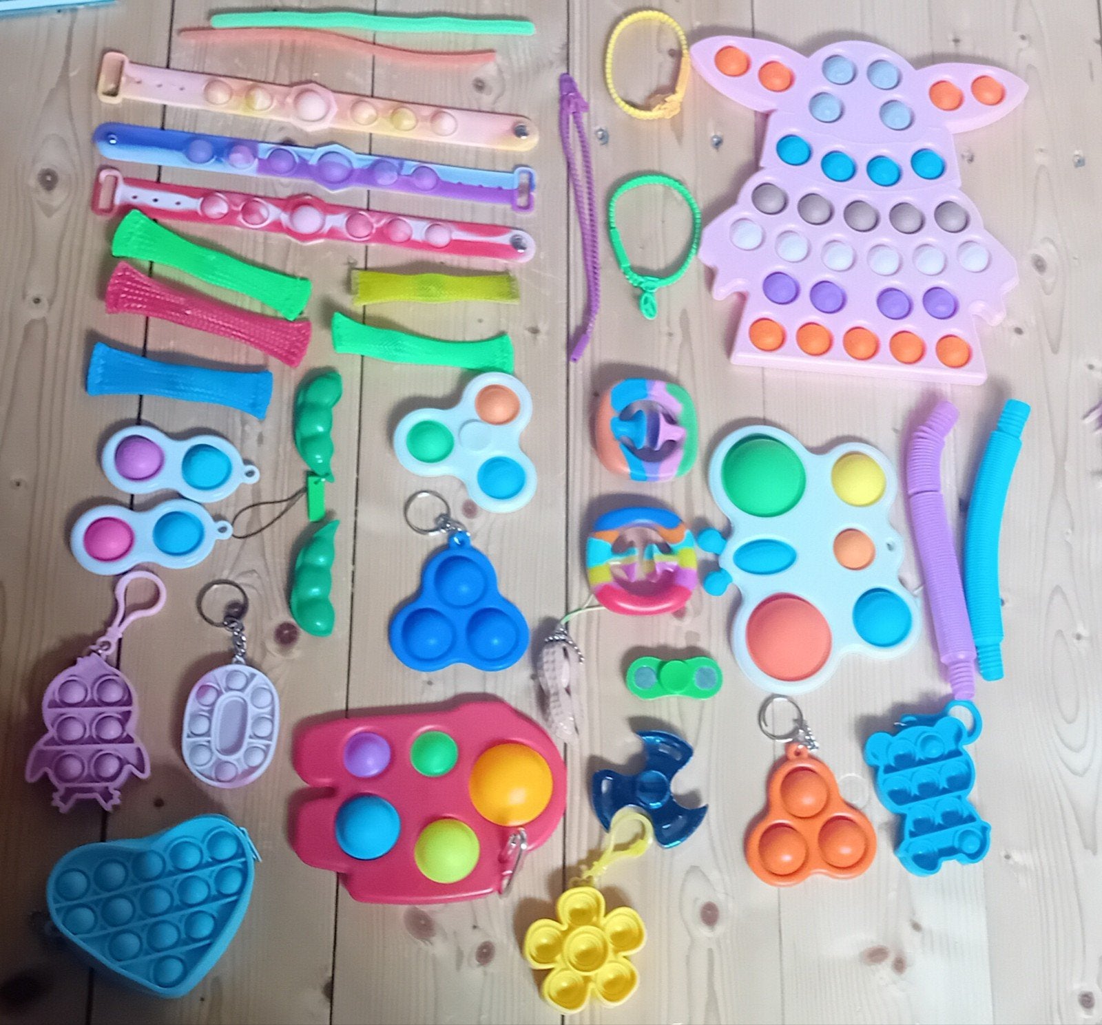 Set fidget toys, pop-its en fidget-armbandjes 35 stuks, Ophalen of Verzenden, Zo goed als nieuw, Jongen of Meisje
