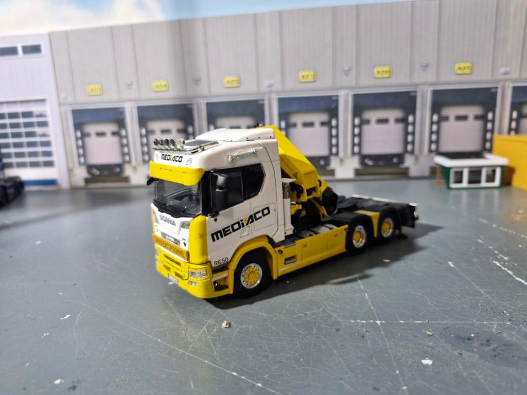 Dikke scania met autolaadkraan  mediaco wsi, Ophalen of Verzenden, Zo goed als nieuw, Bus of Vrachtwagen, Wsi