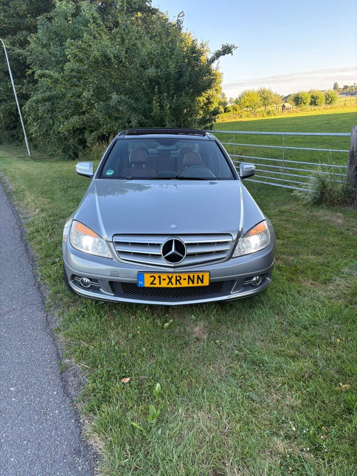 Mercedes c-klasse 3.0 v6 (c280 handgeschakeld) Panoramadak, Auto's, Achterwielaandrijving, 1800 kg, 2996 cc, Bruin