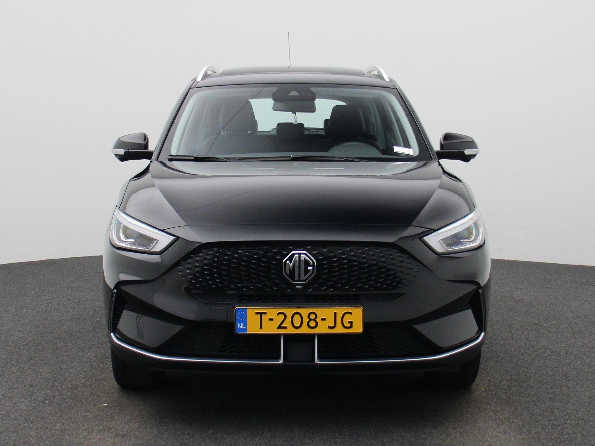 MG ZS EV Long Range Luxury 70 kWh Apple carplay Android auto, Auto's, 12 maanden, Gebruikt, ZS, Origineel Nederlands
