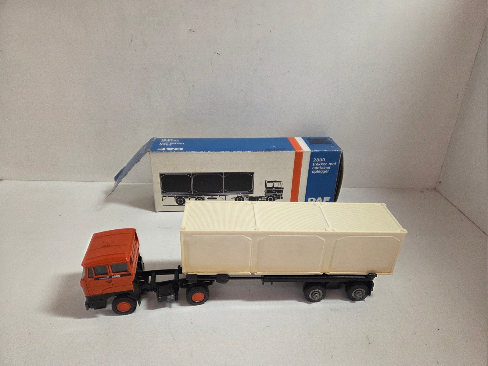 Lion Toys DAF 2800 containeroplegger, ., Ophalen of Verzenden, Zo goed als nieuw, .