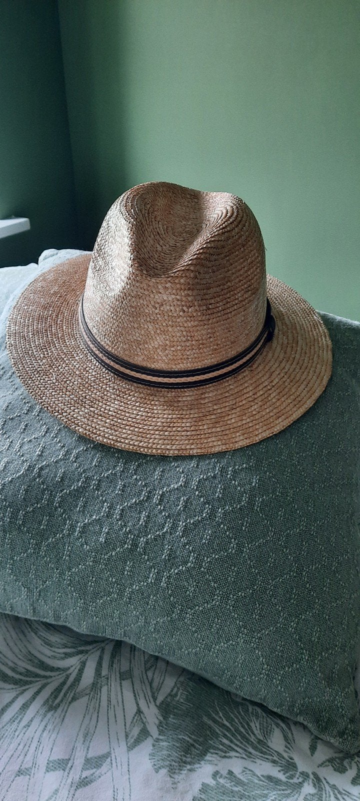 Hoed, Ophalen of Verzenden, Zo goed als nieuw, One size fits all