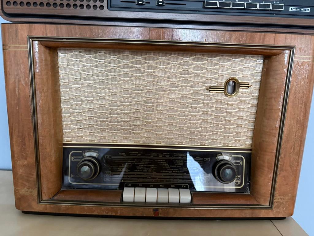 Grundig buizen radio, Audio, Tv en Foto, Radio's, Ophalen, Zo goed als nieuw