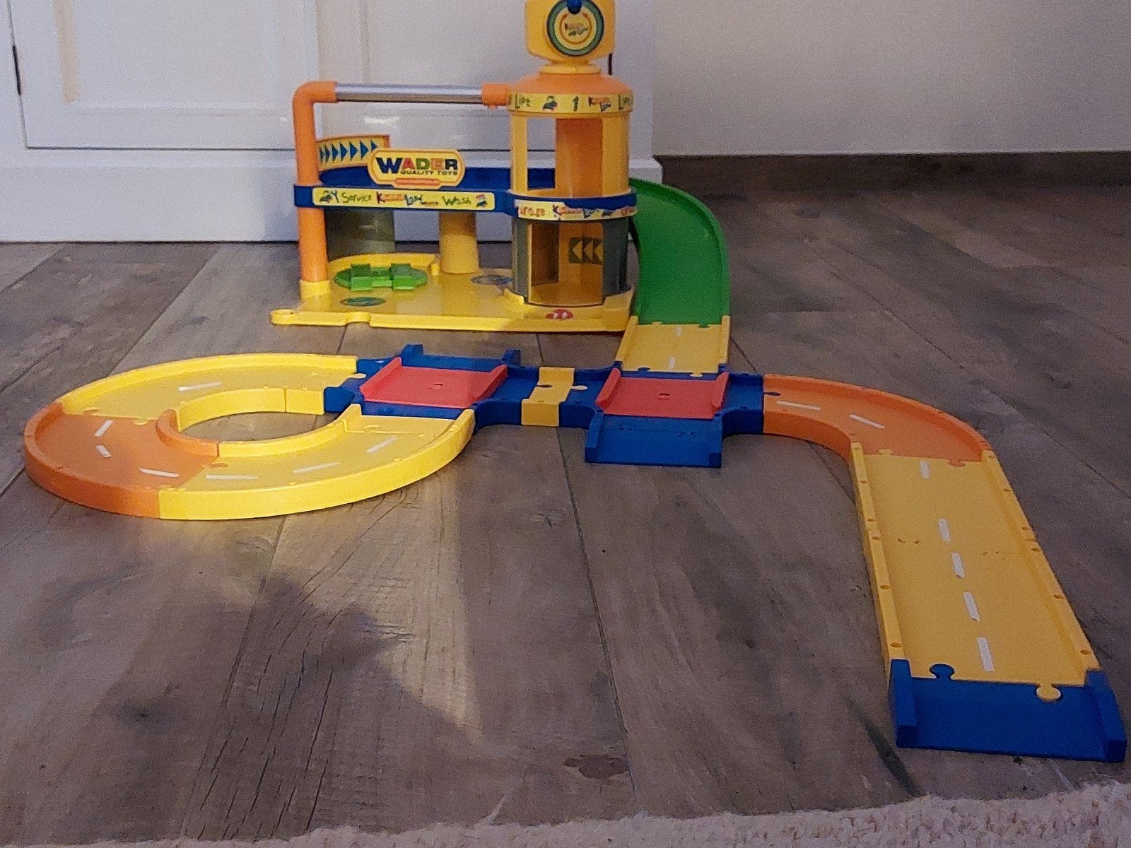 Wader parkeergarage met wasstraat vanaf 3 jaar, Ophalen of Verzenden, Zo goed als nieuw, Jongen of Meisje