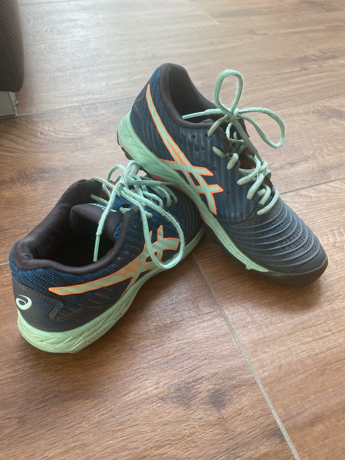 Hockeyschoenen Merk:Asics, maat:37, Sport en Fitness, Hockey, Ophalen, Zo goed als nieuw, Schoenen