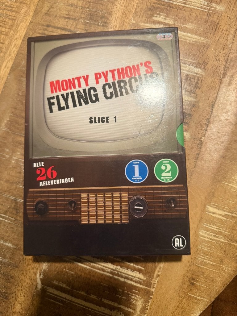 Monty Python's Flying Circus - Co. Slice 1, Cd's en Dvd's, Alle leeftijden, Ophalen of Verzenden, Zo goed als nieuw, Komedie