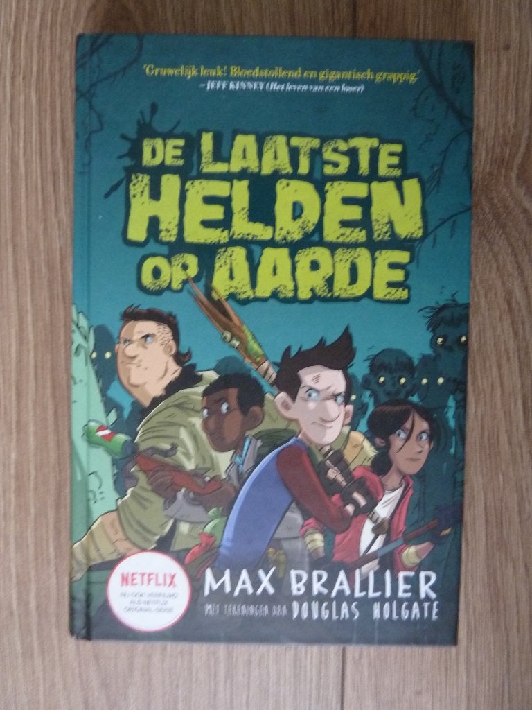 boek - de laatste helden op aarde, Ophalen, Gelezen