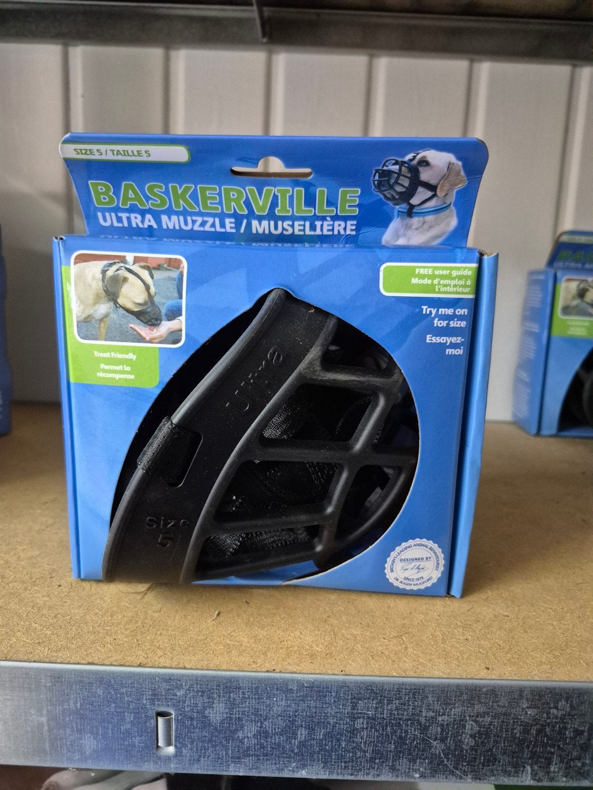 Baskerville Ultra Muzzle maat 5, Dieren en Toebehoren, Honden-accessoires, Overige merken, Ophalen of Verzenden, Zo goed als nieuw