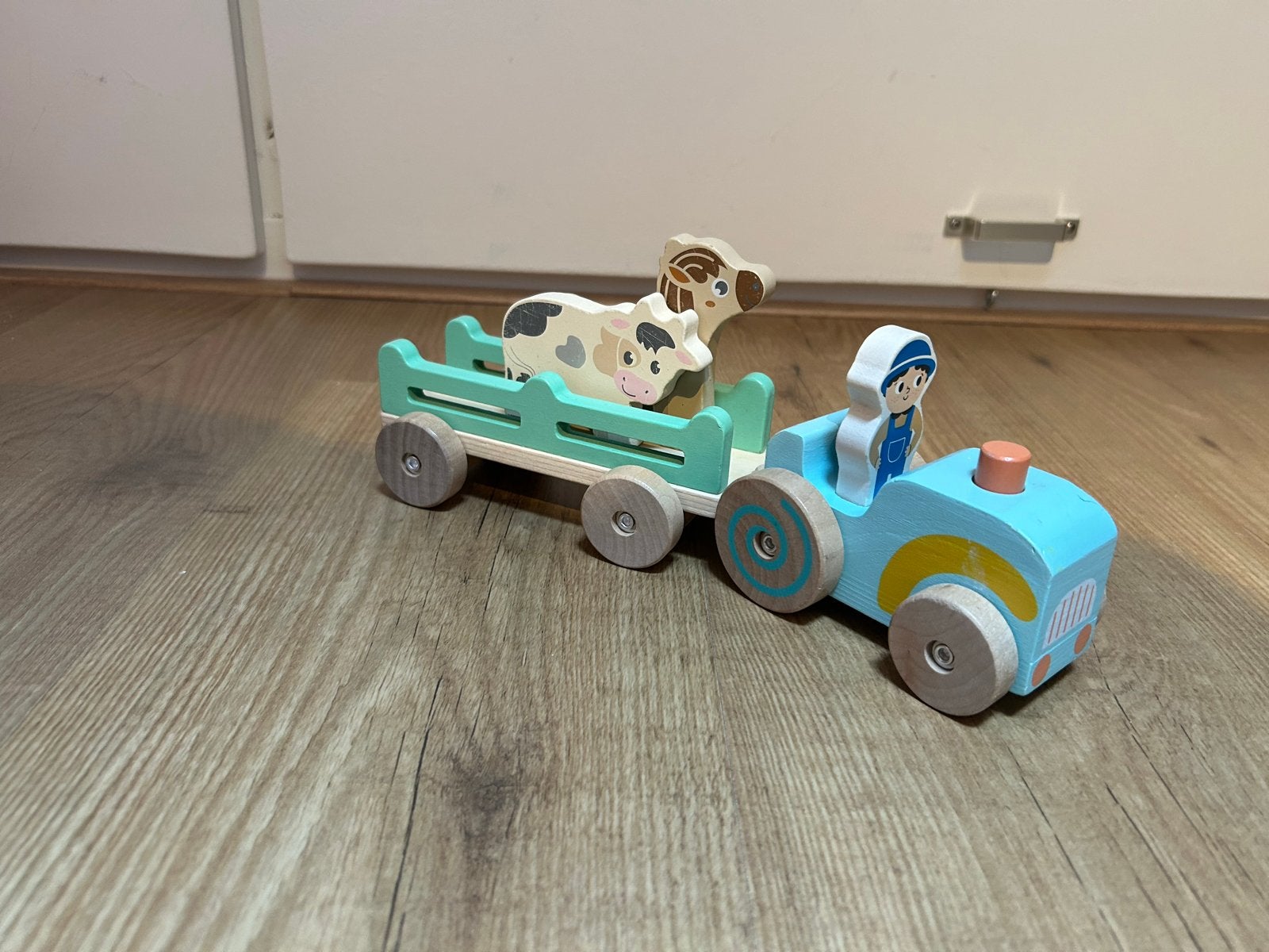 Houten speelgoed tractor met aanhanger en dieren, Ophalen, Gebruikt, Duw- of Trekspeelgoed