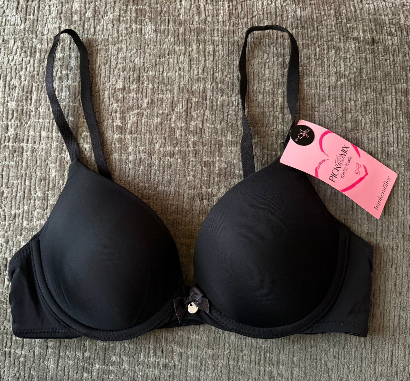 Nieuw - zwarte beugel BH - maat 75B, Hunkemoller, Ophalen of Verzenden, Zwart, BH