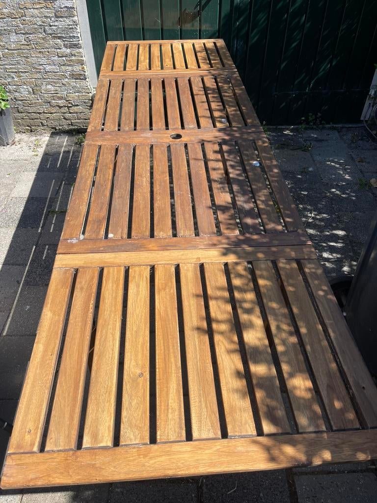 Buiten tafel, Tuin en Terras, Ophalen, Zo goed als nieuw, Hout