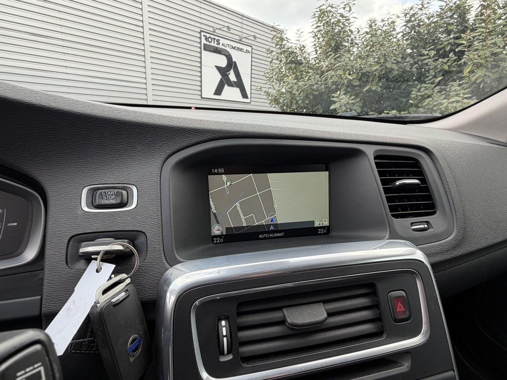 Volvo V60 2.0 D2 Kinetic Navi|PDC|Cruis|Media Grijs, Voorwielaandrijving, Stof, Gebruikt, Euro 6