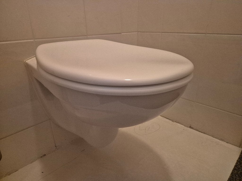 toiletpot met bedieningspaneel, Ophalen, Gebruikt, Toilet