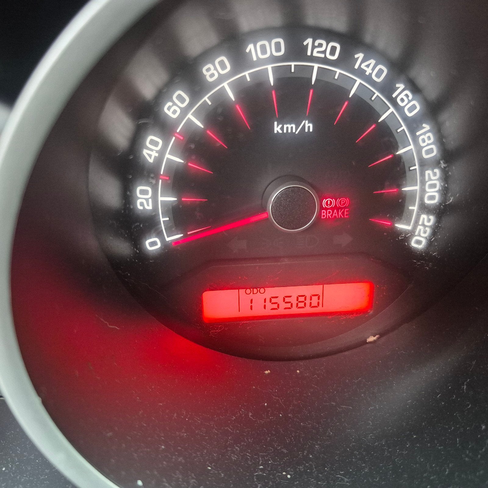 Kia Venga 1.4 Cvvt 90pk 2011 Zwart, Auto's, Kia, Voorwielaandrijving, 4 cilinders, 1396 cc, 1153 kg