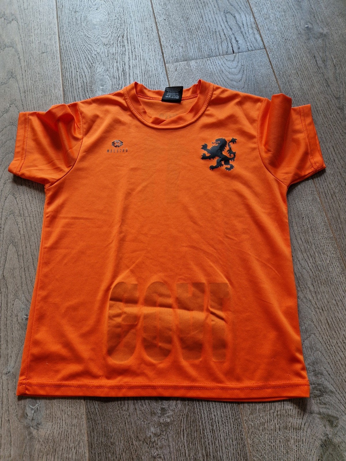 Oranje Maestro voetbalshirt maat 146-152 met 'Tijs 11', Ophalen of Verzenden, Gebruikt, Jongen of Meisje, Shirt of Longsleeve