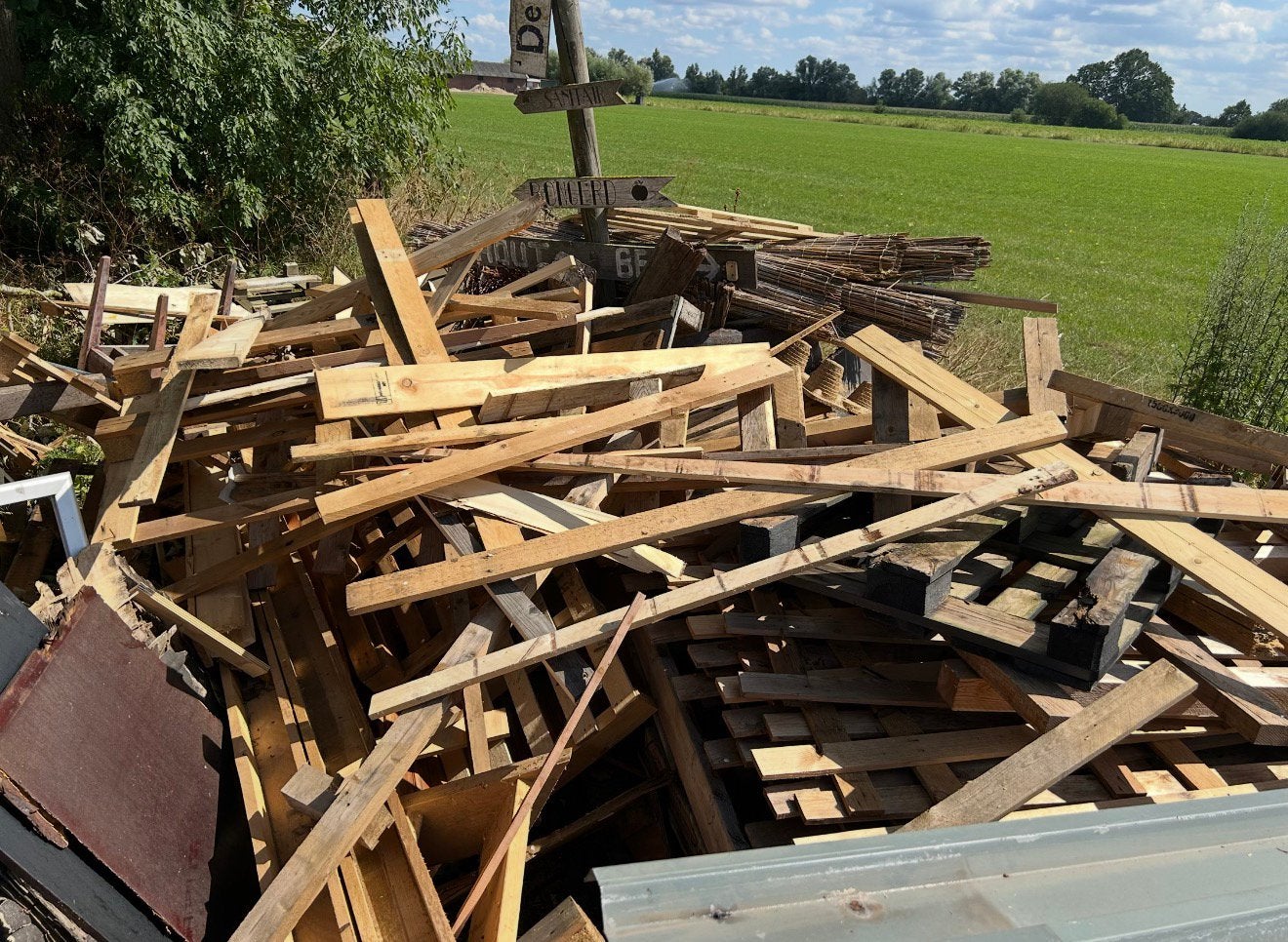 Brandhout gratis, Tuin en Terras, Haardhout, Minder dan 3 m³, Ophalen
