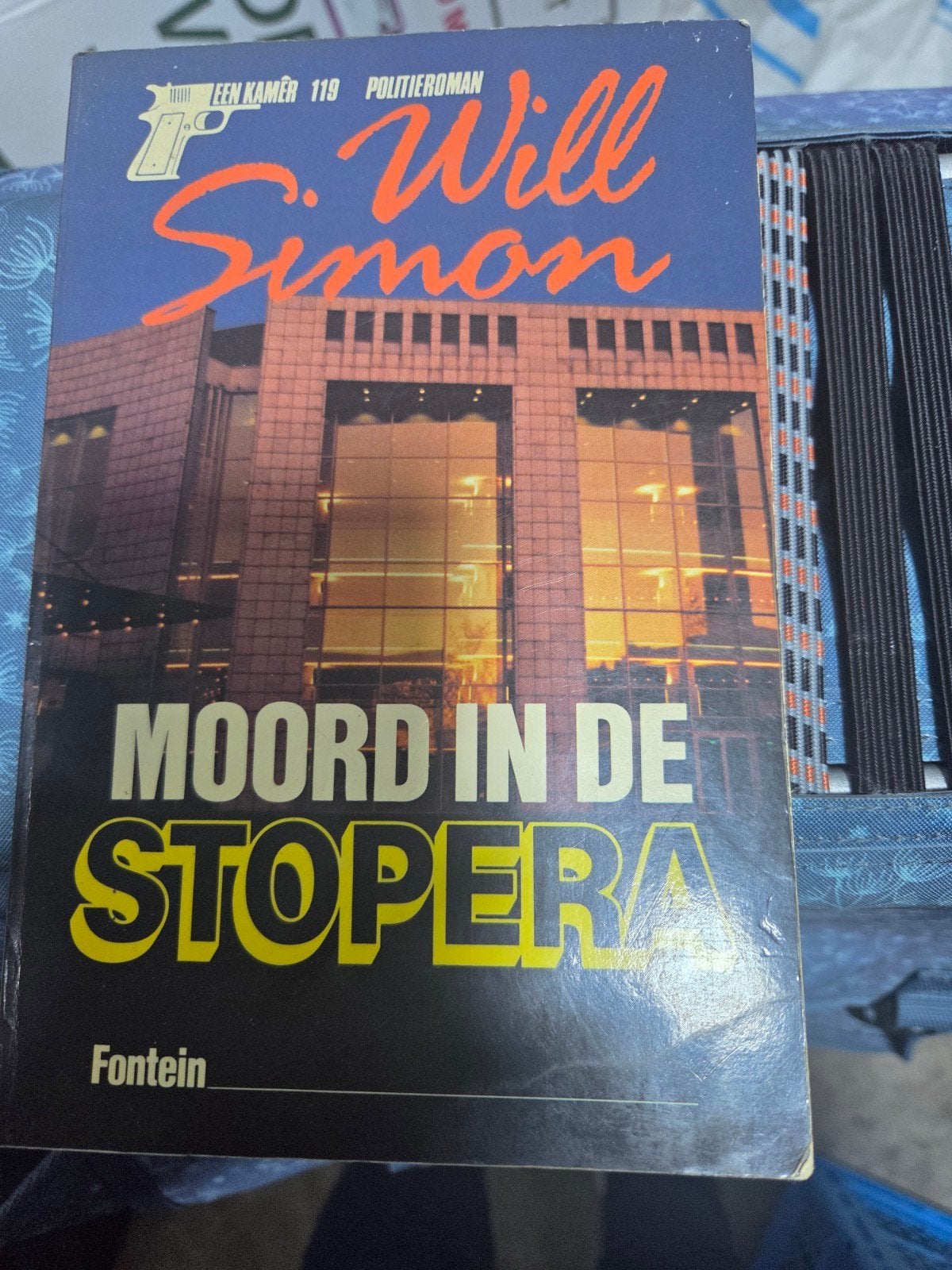 Moord in de Stopera - Will Simon (Politieroman), Boeken, Ophalen of Verzenden, Gelezen, Will Simon