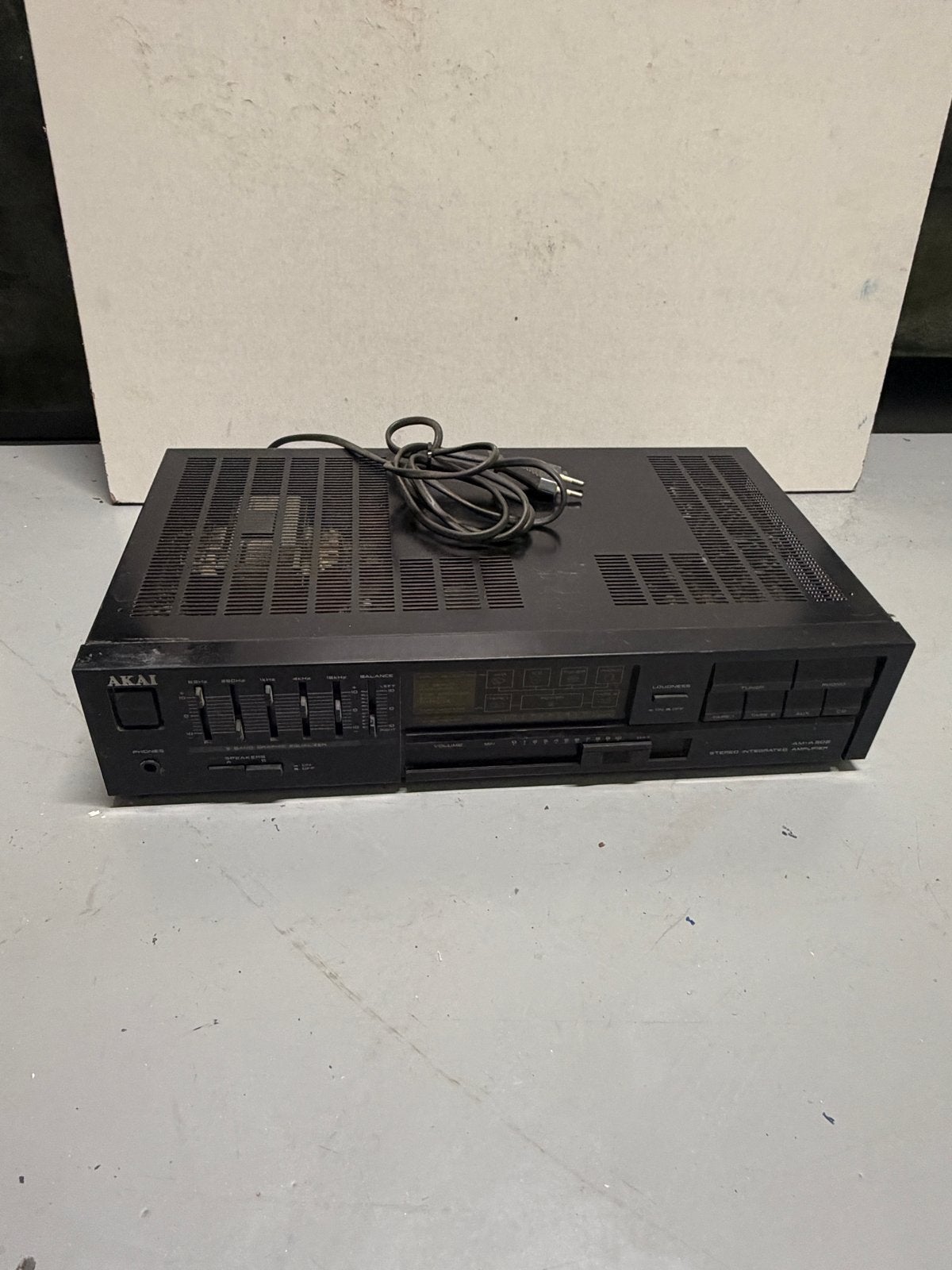 Akai AM-A302 Stereo Geïntegreerde Versterker, Ophalen of Verzenden, Zo goed als nieuw, Overige merken