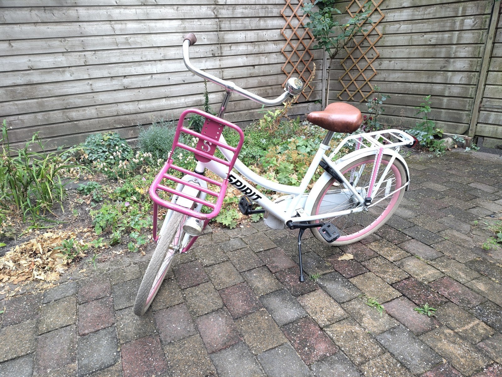 Witte meisjesfiets Spirit met 24 inch wielen, Ophalen, Terugtraprem, Spirit, Gebruikt