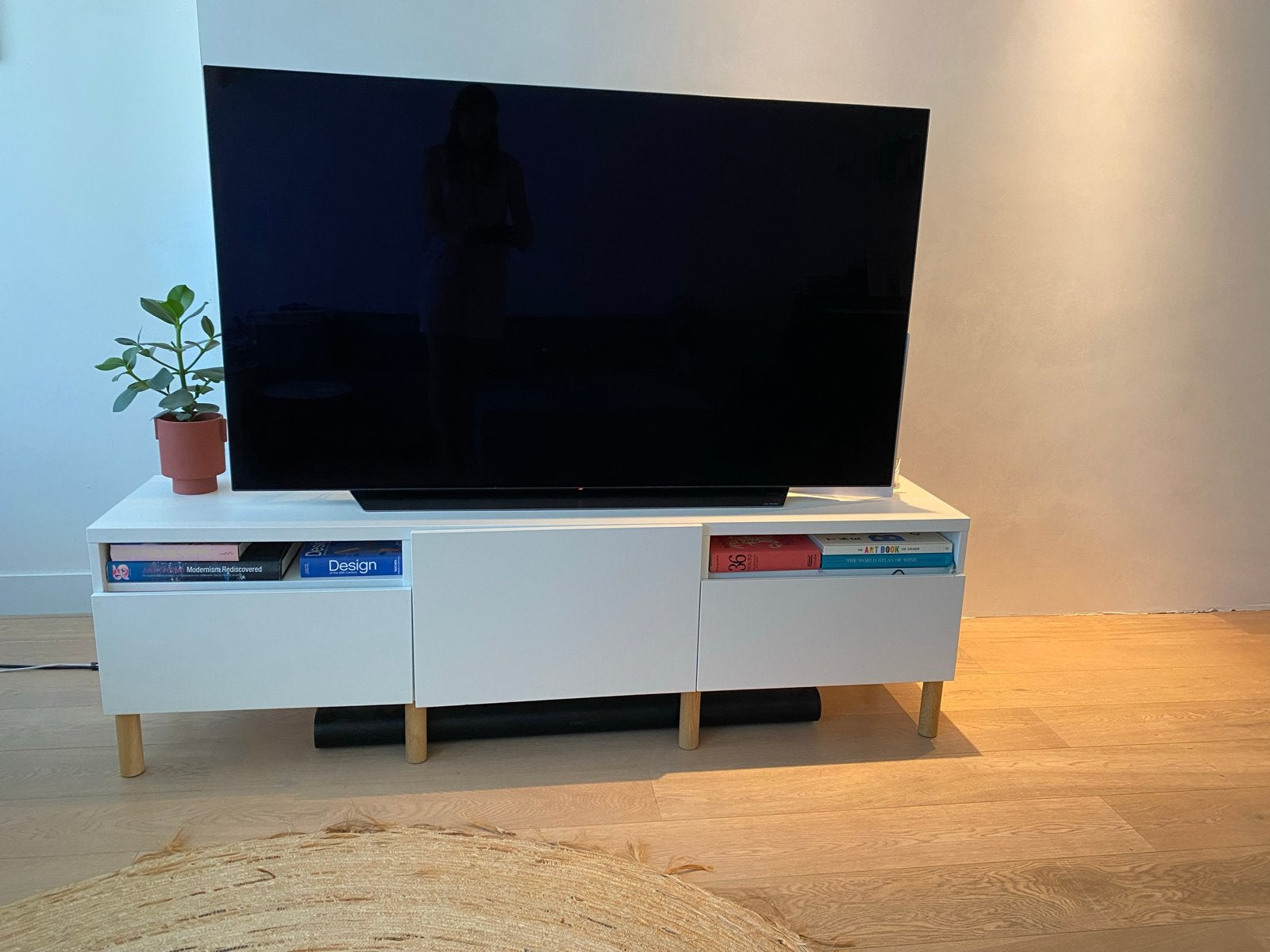Modern wit tv-meubel met opbergruimte, Ophalen, Overige materialen, 100 tot 150 cm, Zo goed als nieuw