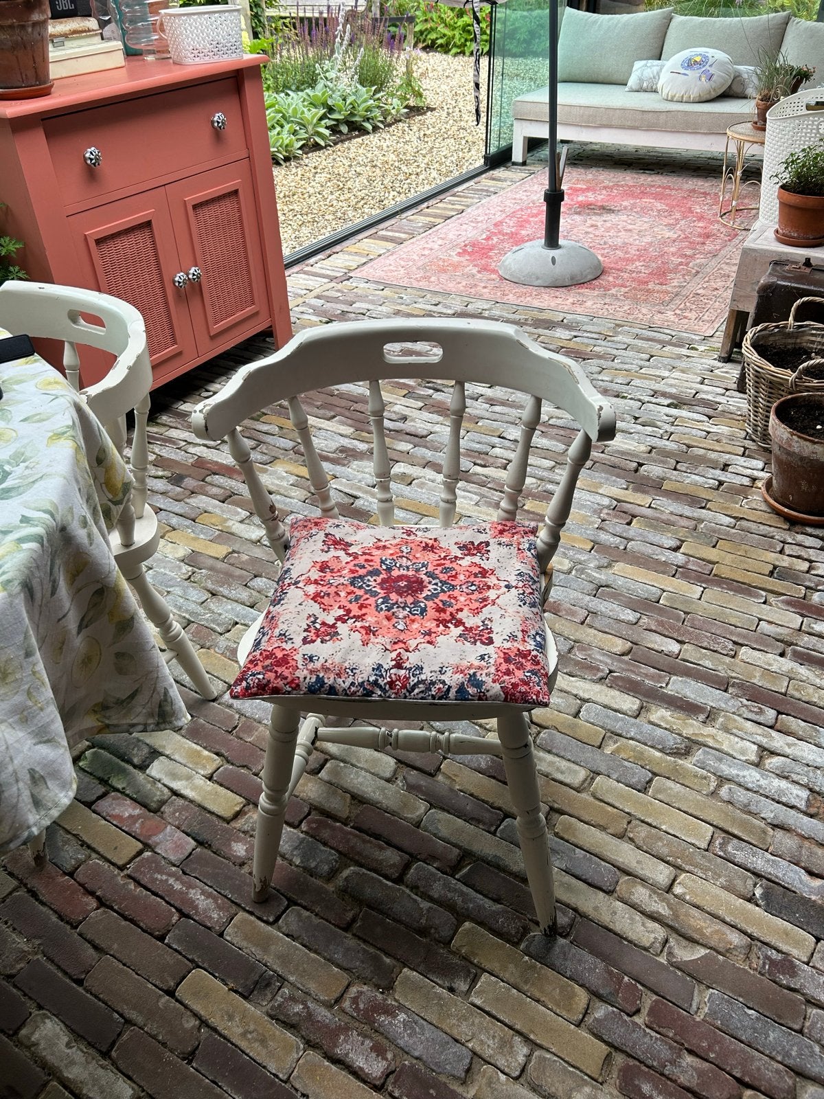 6 Vintage houten stoelen Crème wit met spijlen, Ophalen, Gebruikt, Overige kleuren, Eén