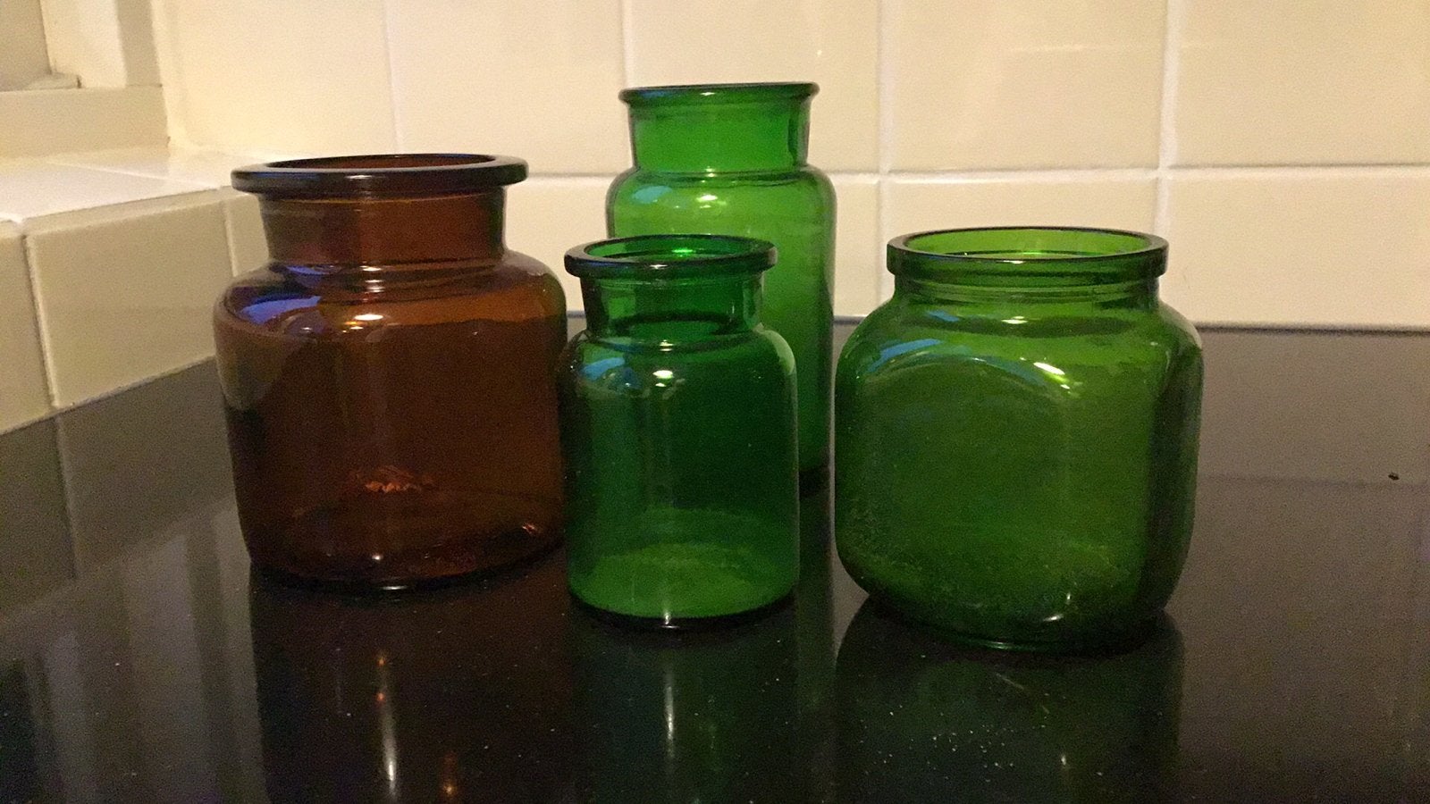 Set van 4 vintage apothekerspotten - groen en bruin glas, Antiek en Kunst, Ophalen of Verzenden