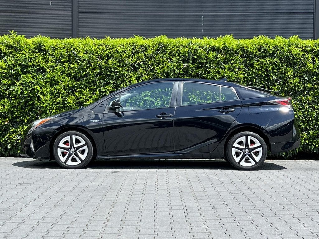 Toyota Prius 1.8 Dynamic, JBL-SOUND, LEDER, CRUISE CONTROL,, Auto's, Toyota, Euro 6, Leder, Bedrijf, Hybride Elektrisch/Benzine
