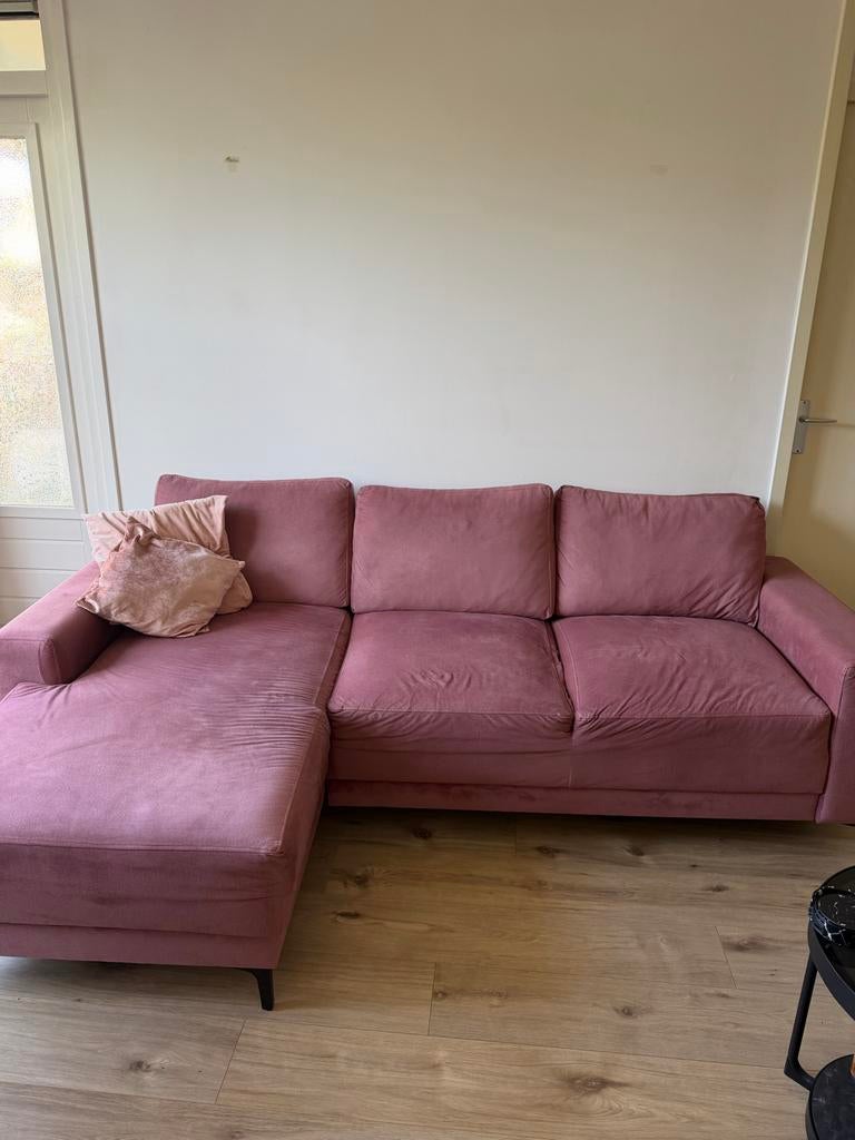 Hoekbank Woonenzo velvet oudroze, Ophalen, 250 tot 300 cm, Gebruikt, 125 tot 150 cm