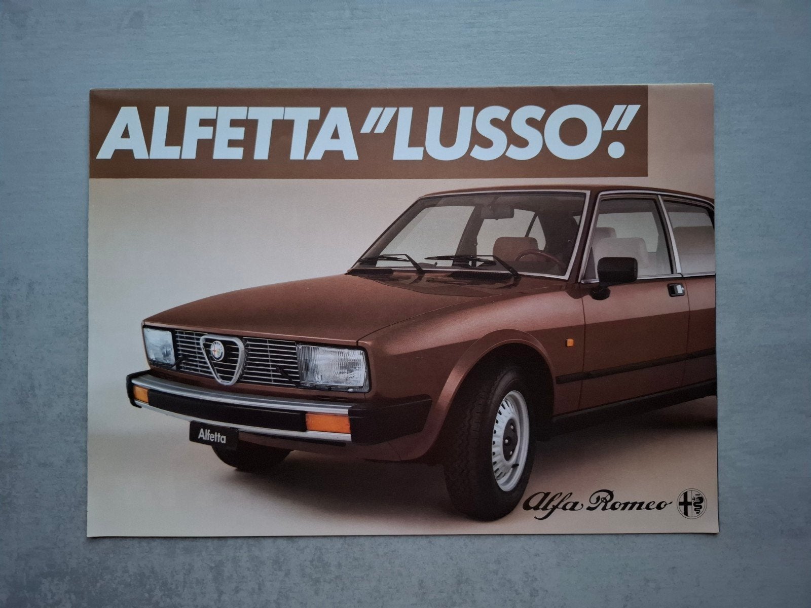 Alfa Romeo Alfetta "Lusso" folder - 1982, Ophalen of Verzenden, Zo goed als nieuw, Alfa Romeo