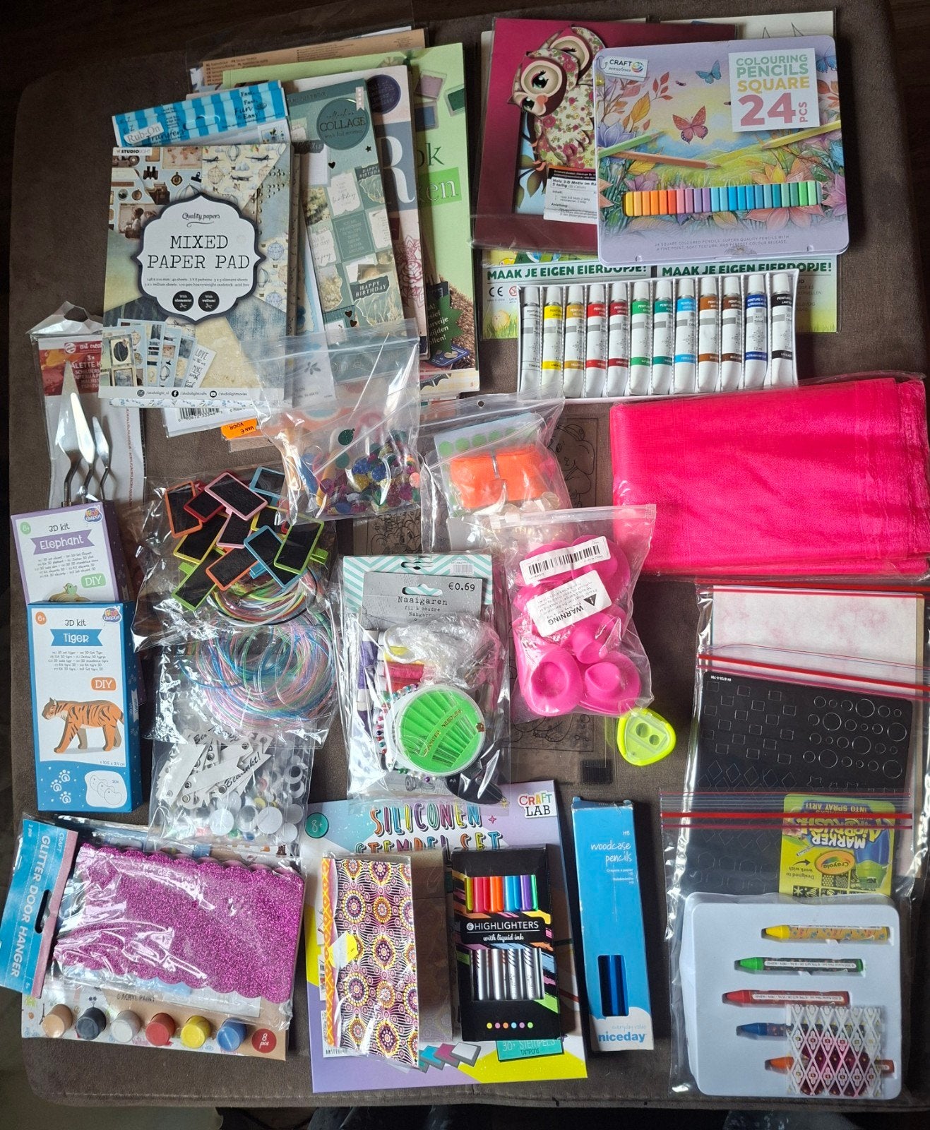 Grote knutselset: papier, verf, stempels en meer!, Hobby en Vrije tijd, Overige thema's, Nieuw, Meerkleurig, Ophalen of Verzenden