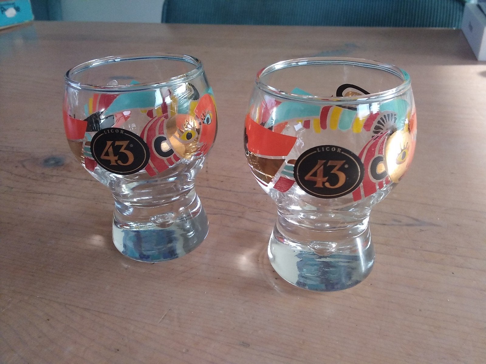 Licor 43 likeurglazen special edition, Verzamelen, Glas en Borrelglaasjes, Verzenden, Zo goed als nieuw