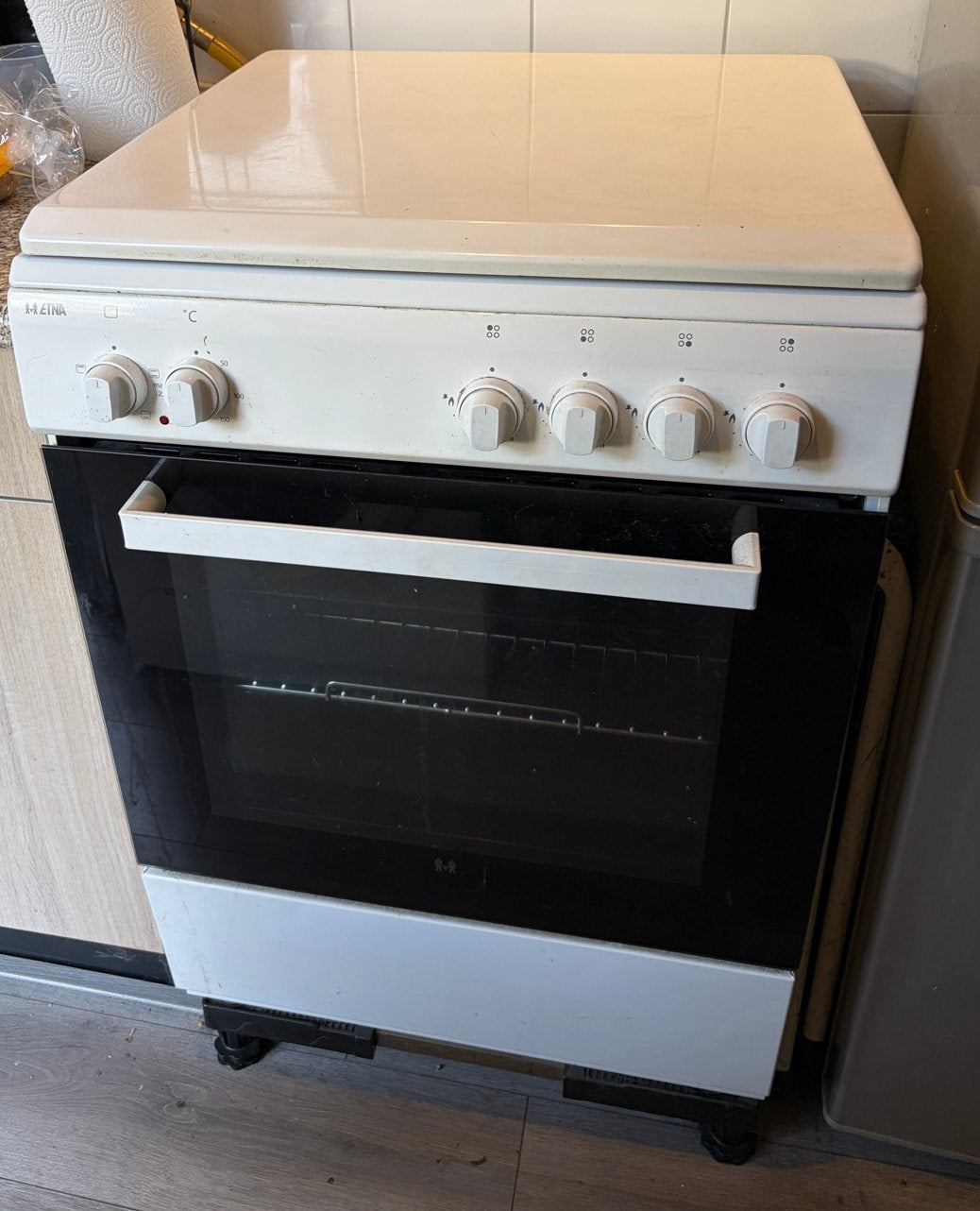 Etna gasfornuis met oven, Witgoed en Apparatuur, Ophalen, 4 kookzones, Zo goed als nieuw, Gas