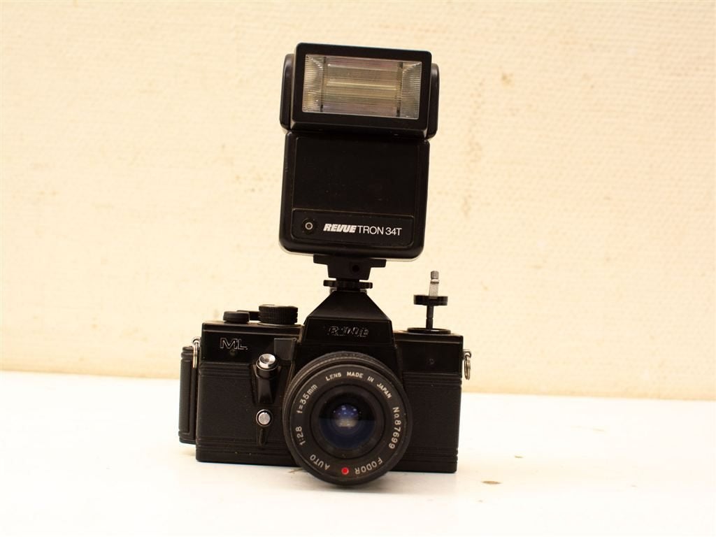 ML Beleu camera mte flitser 37007, Ophalen of Verzenden, Gebruikt, Spiegelreflex, Canon
