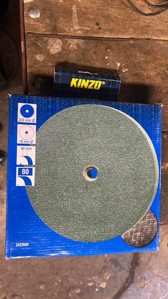 Slijpsteen Kinzo, Doe-het-zelf en Verbouw, Ophalen, Zo goed als nieuw, Minder dan 700 watt, Werkbankslijpmachine