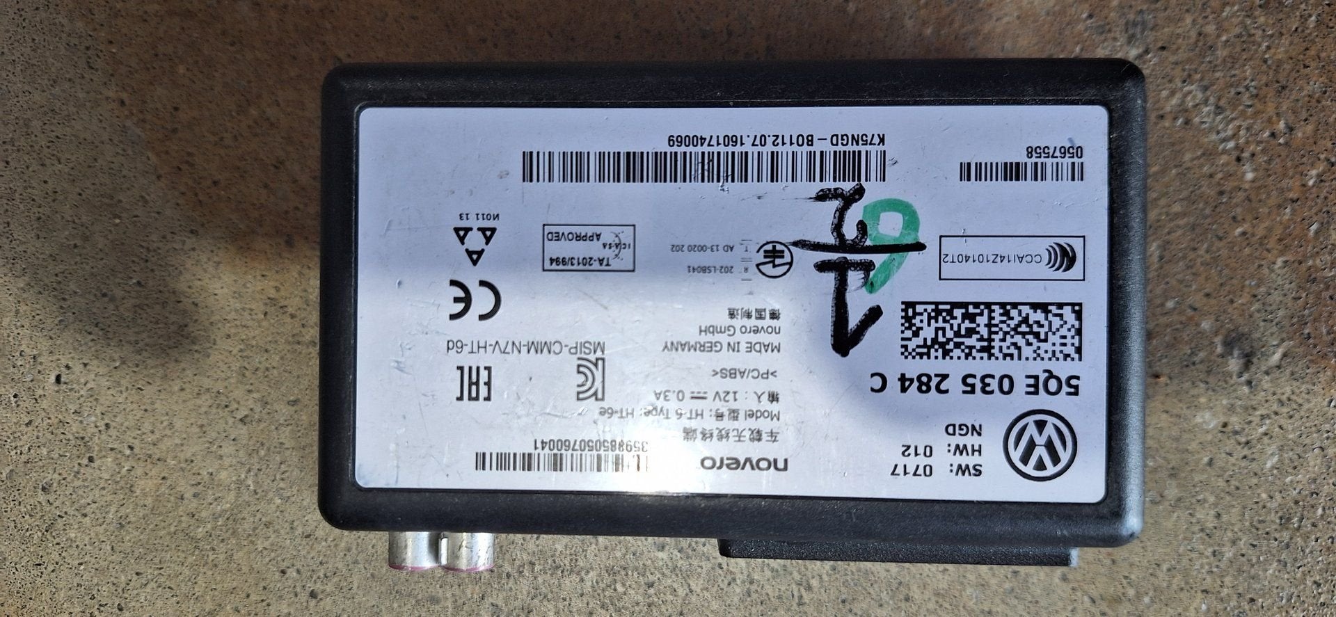 Draadloze Telefoon lader Module VW Golf 7 Passat Audi 5QE035, Gebruikt, -, -, Ophalen of Verzenden