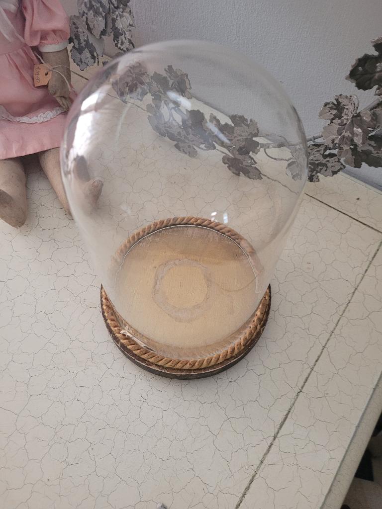 Vintage stolpje met houten onderbord, Huis en Inrichting, Woonaccessoires | Stolpen, Heikant 21 Kaatsheuvel, Belle Vieille Brocante