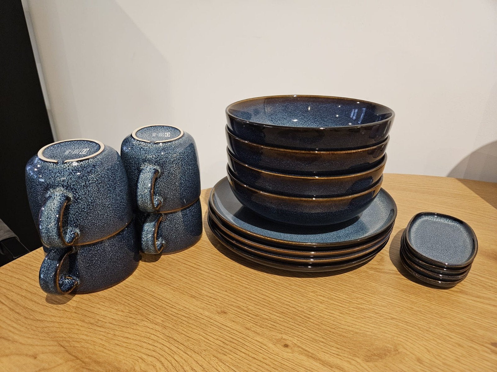 IKEA Gladelig Servies Set - Blauw - Zo goed als nieuw!, Keramiek, IKEA, Ophalen of Verzenden, Zo goed als nieuw