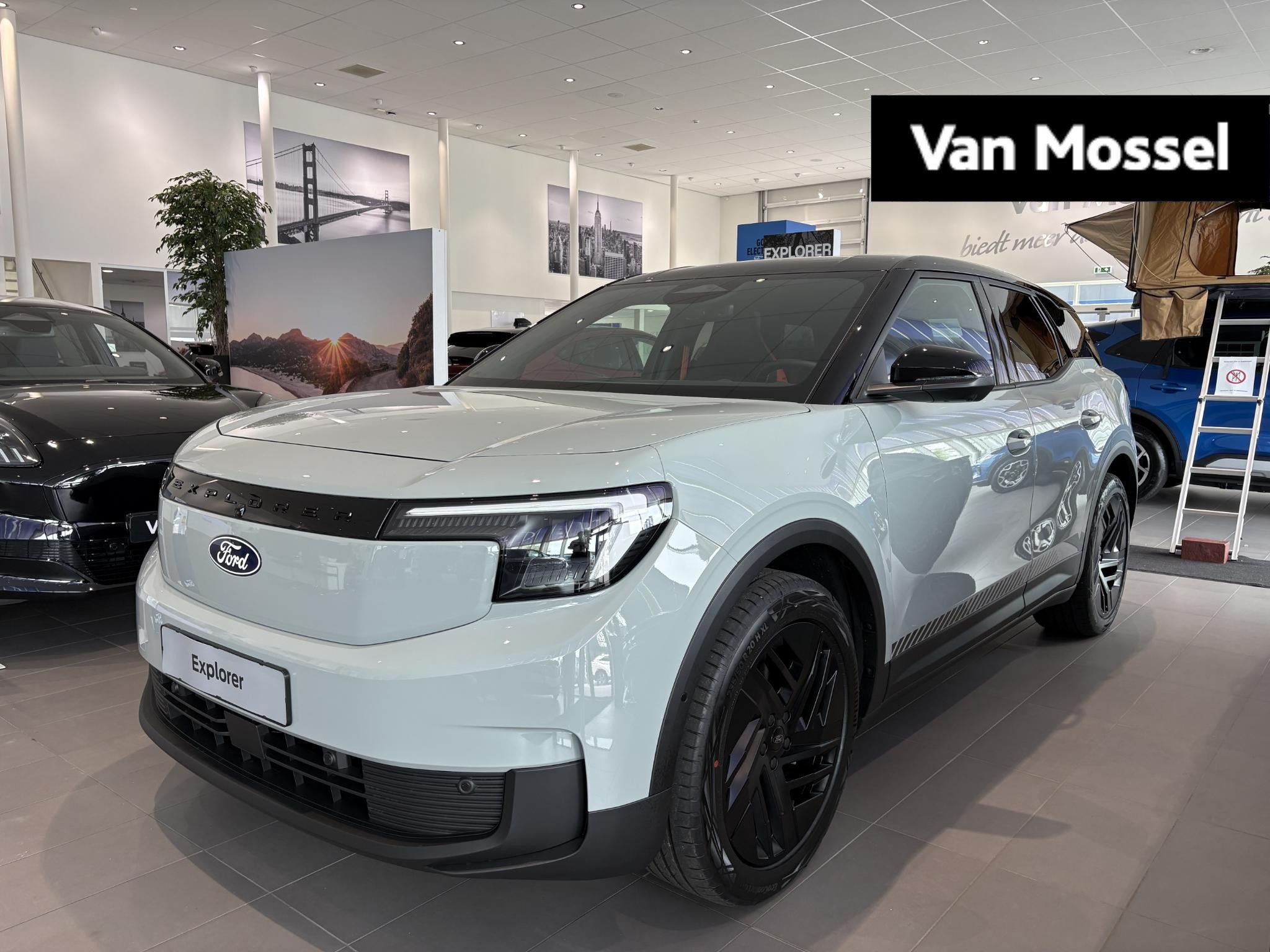 Ford Explorer Collection Extended Range RWD TE BESTELLEN | T, Auto's, Automaat, Stof, Explorer, 286 pk