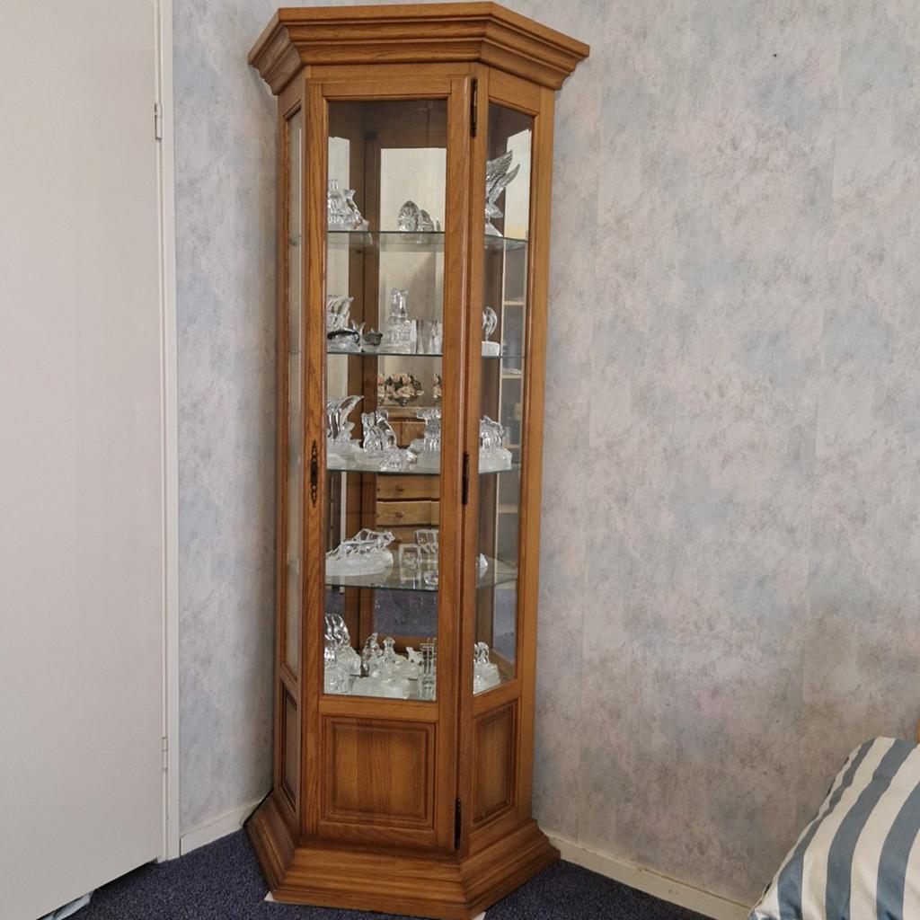 Kristallen Beelden   & Vitrine Kast met Verlichting, Ophalen of Verzenden, Zo goed als nieuw, 25 tot 50 cm, 50 tot 100 cm