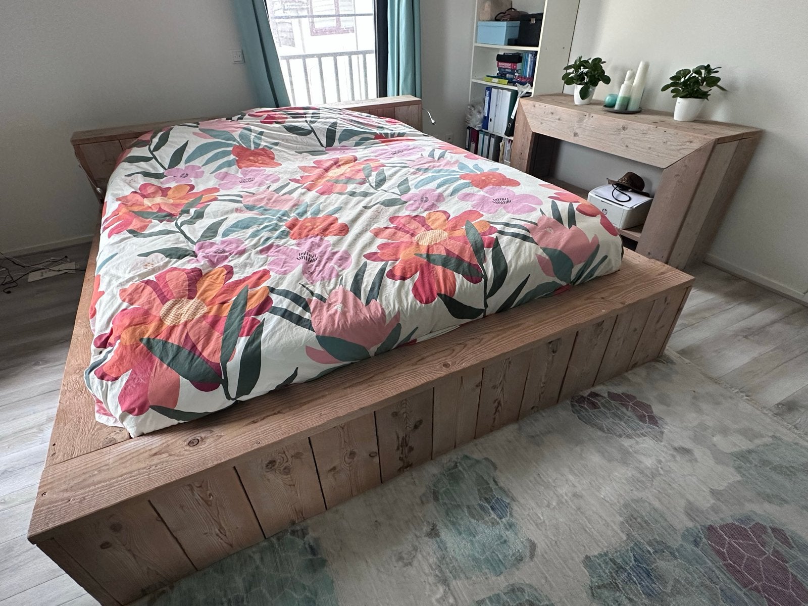 Steigerhouten bed (180x200) met dressoir, Huis en Inrichting, Slaapkamer | Complete slaapkamers, Ophalen, Zo goed als nieuw, Tweepersoons