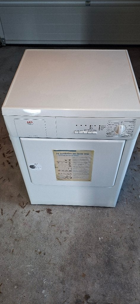 Wasdroger AEG, Ophalen, 6 tot 8 kg, Gebruikt, Luchtafvoer