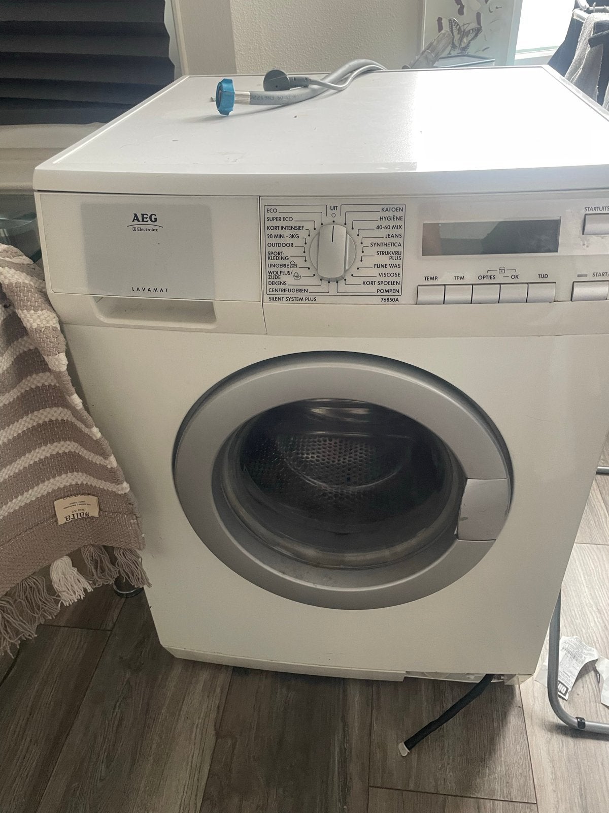AEG Lavamat Wasmachine - Voorlader GRATIS ophalen oud ijzer, 4 tot 6 kg, Ophalen of Verzenden, Voorlader, Kort programma