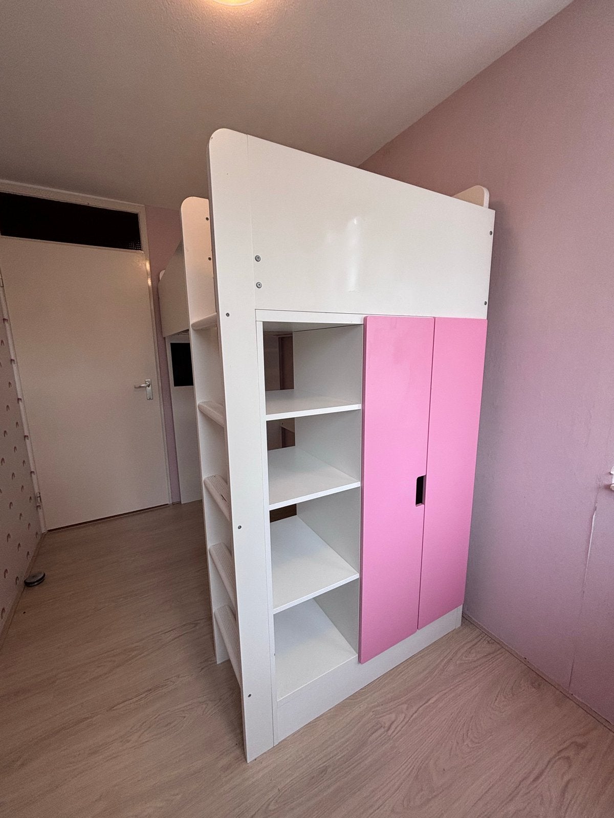 IKEA Stuva Hoogslaper met roze deurtjes en krijtbord, Ophalen, Gebruikt, Eenpersoons, Hoogslaper